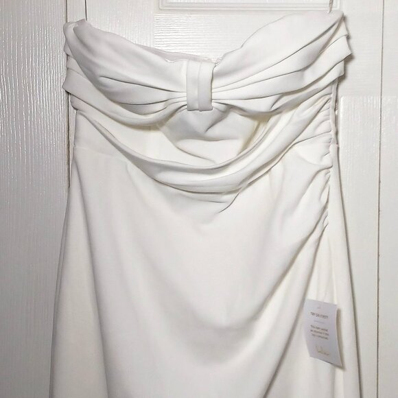 NEW Lulus To Be Yours Ivory Strapless Pleated Mermaid Maxi Dress Size M - Picture 4 of 16
